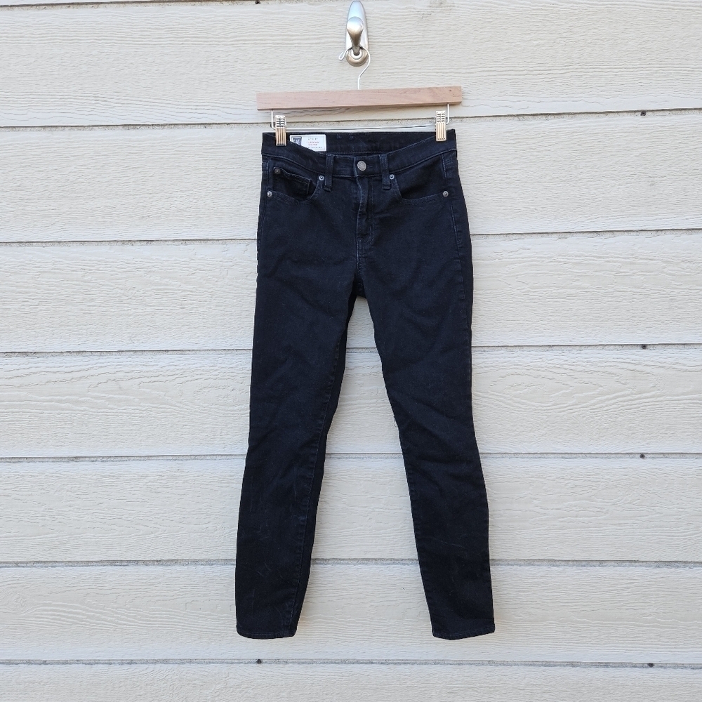 Gap Midrise True Skinny jeans in Black Rinse size 4/27